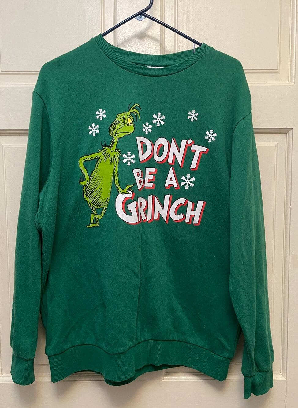 Holiday Christmas Green Sweatshirt Woman's Grinch "Don't be a Grinch" Sz Large